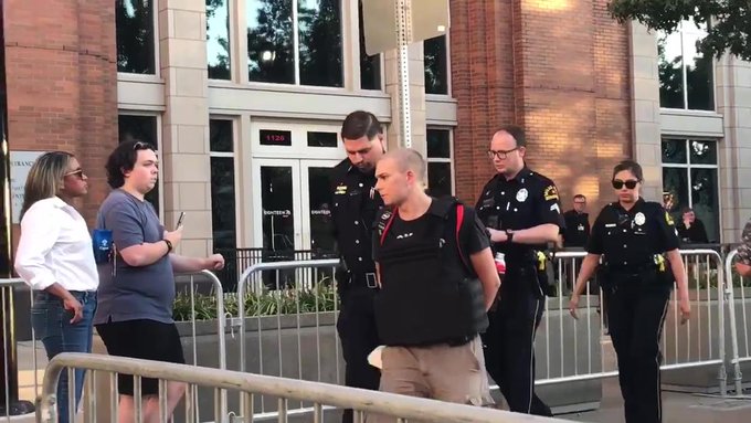 Gunman Wearing Body Armor Arrested Outside Trump Dallas Rally.... - The ...