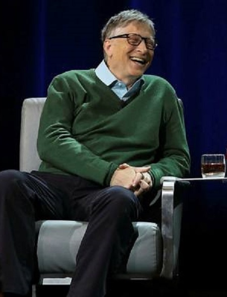Rut Roh, USDA Approves First Vaccine for Honeybees - Guess they aren't dying fast enough for them gonna vax them too! WTF?? Bill-gates-smiling-1