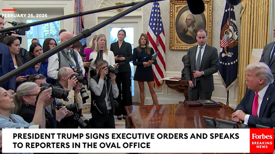 NextImg:President Trump Holds Impromptu Press Conference During XO Signing Session - The Last Refuge