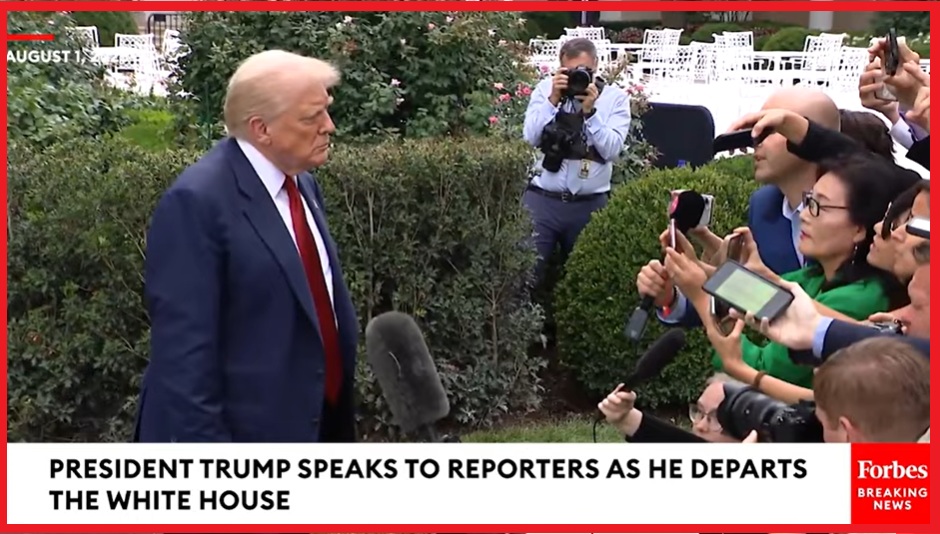 NextImg:Chopper Presser - President Trump Answers Media Questions Departing the White House - The Last Refuge